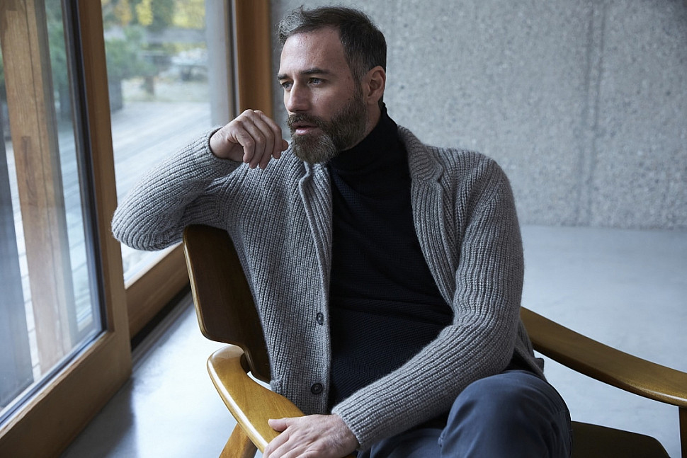 Трикотаж в образе мужчин в возрасте