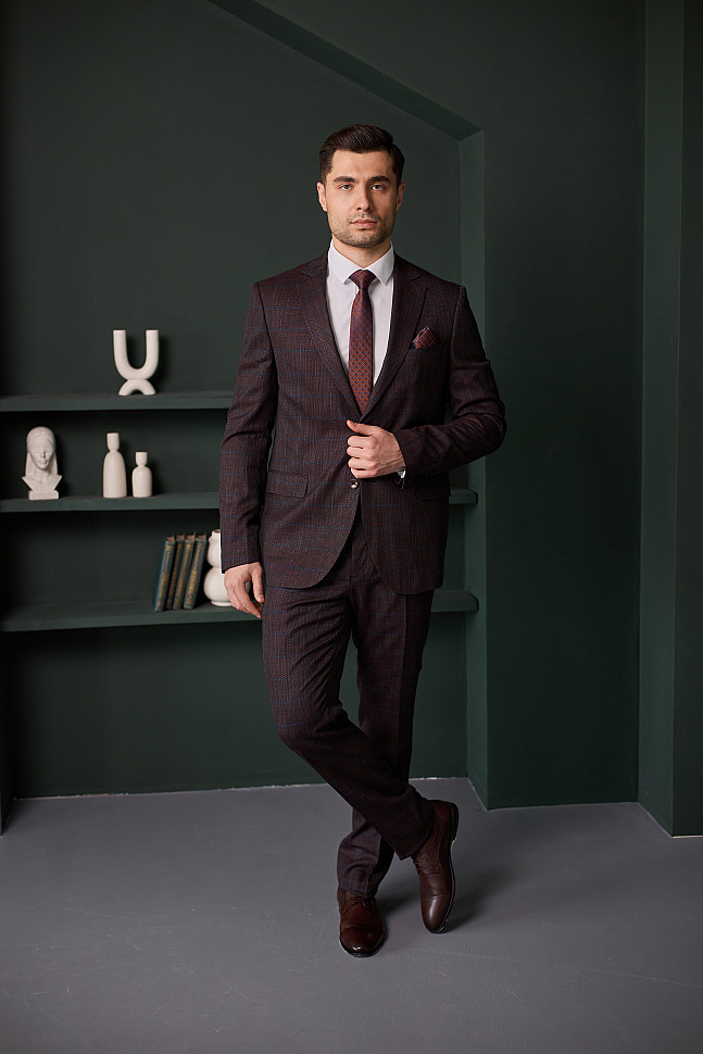 Костюм мужской бордо