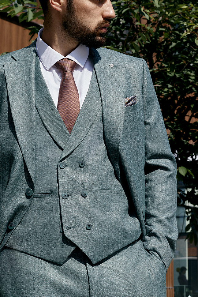 Двубортный жилет