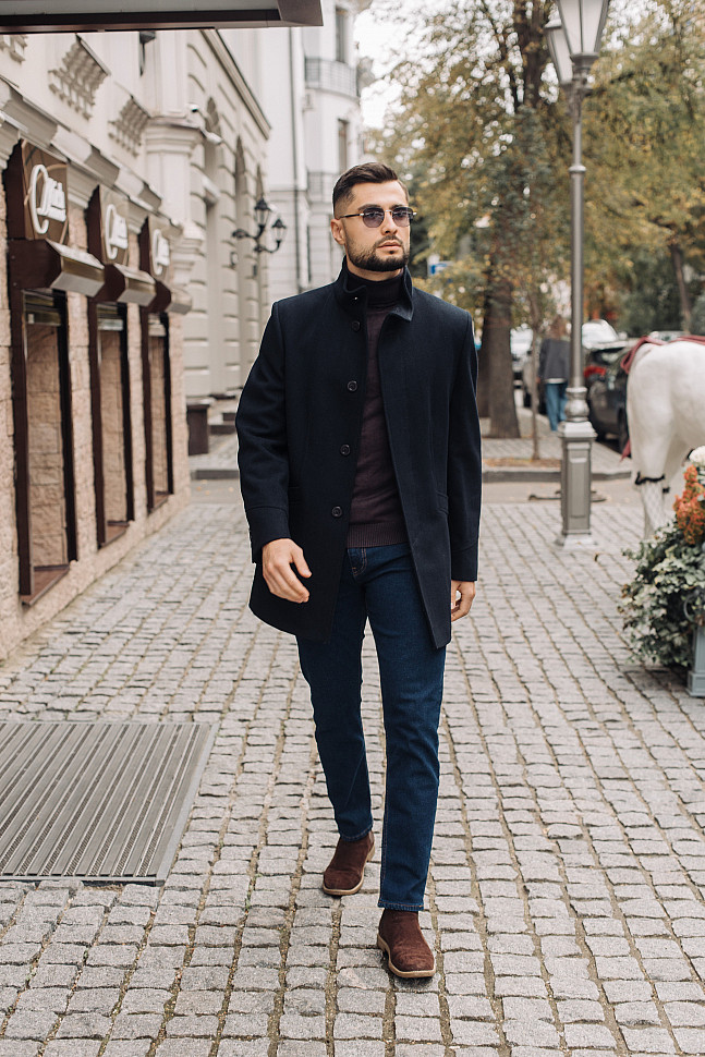 Челси с пальто