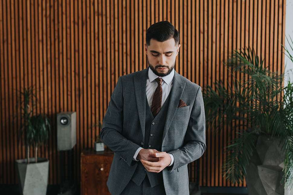 Мужской классический костюм