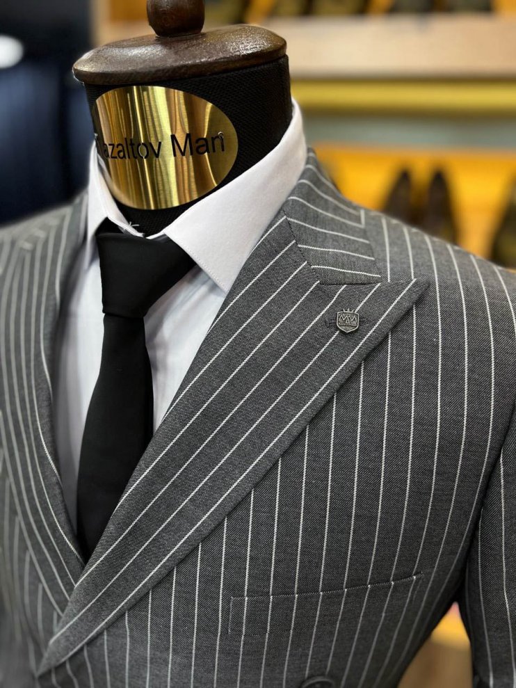 Костюм MIR 2-ка Серый в полоску двубортный